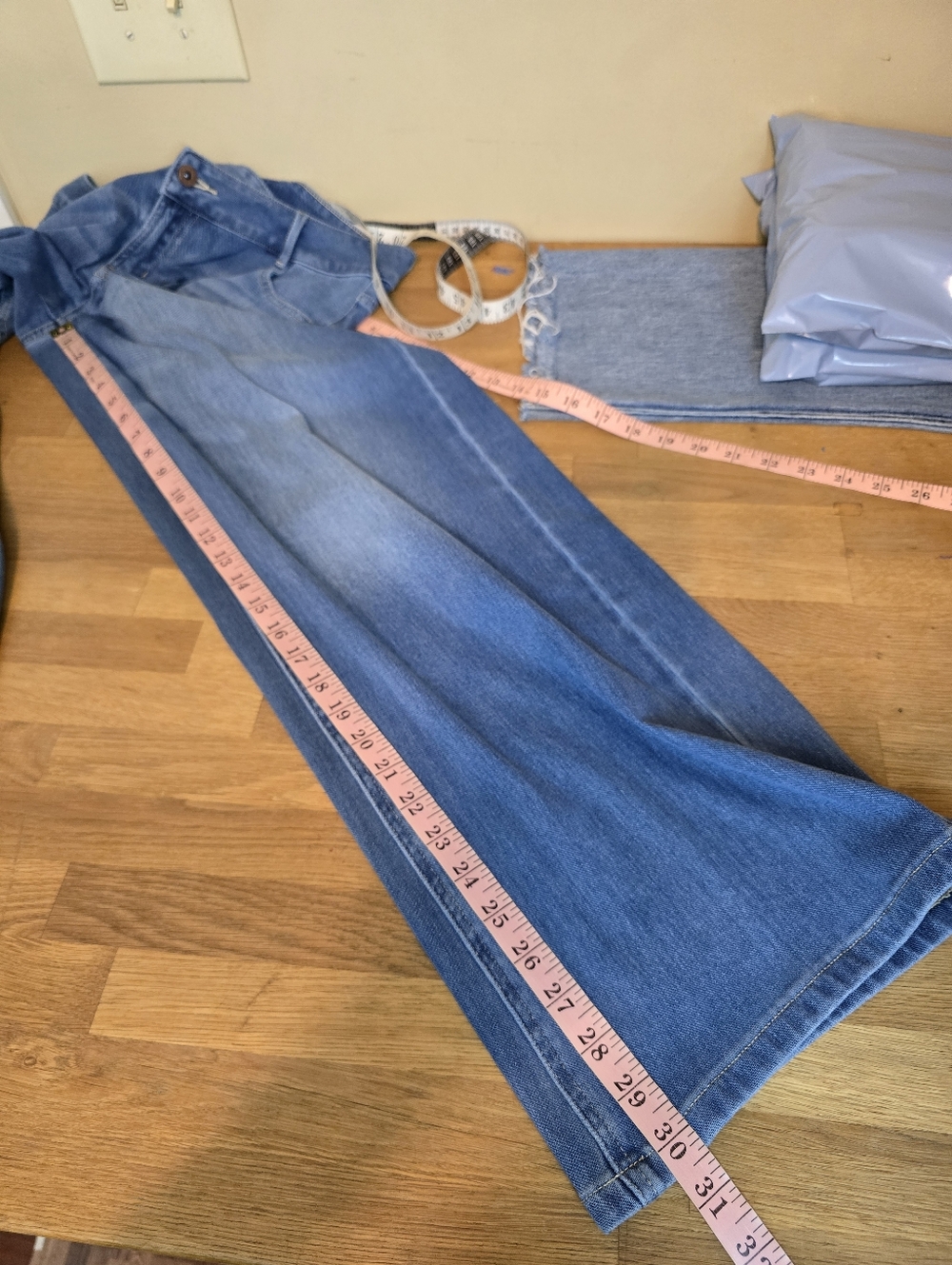 Halara Flex Asymmetric Low Rise Baggy Wide Leg Washed Casual Jean M Tall (8-10) - Picture 11 of 13